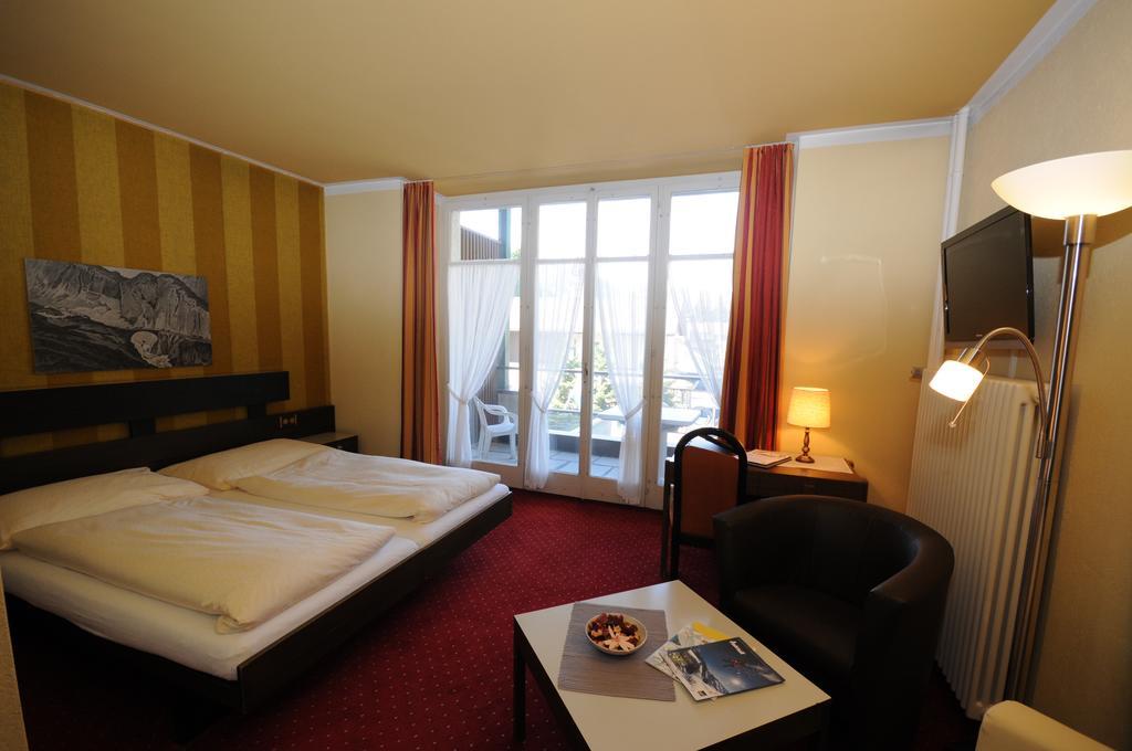 Hôtel Monopol-Metropol à Andermatt Extérieur photo