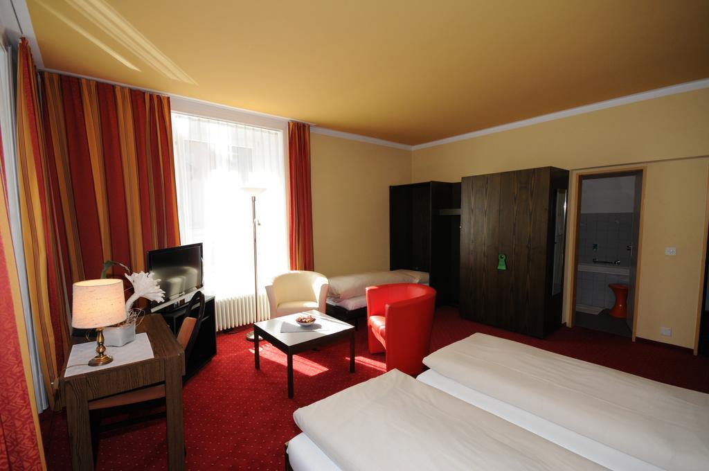 Hôtel Monopol-Metropol à Andermatt Extérieur photo