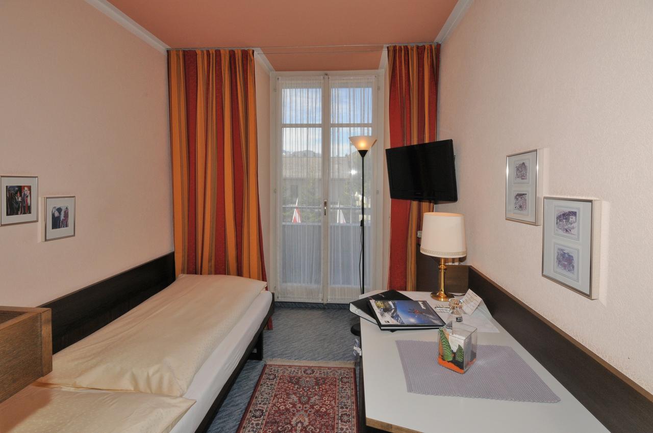 Hôtel Monopol-Metropol à Andermatt Extérieur photo