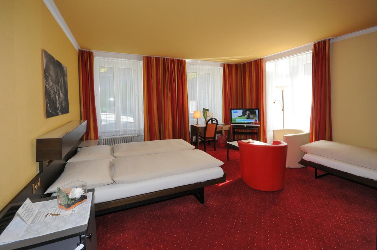 Hôtel Monopol-Metropol à Andermatt Extérieur photo