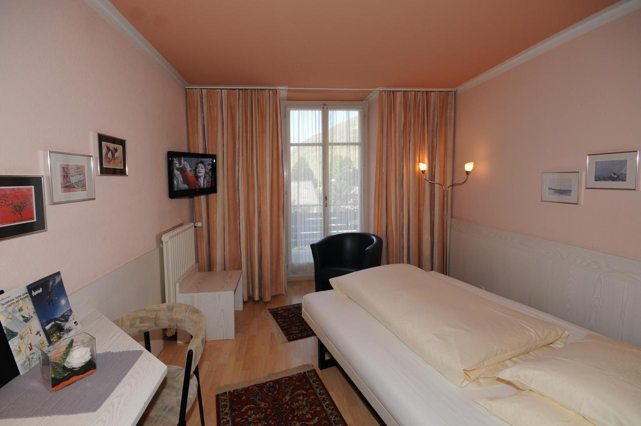 Hôtel Monopol-Metropol à Andermatt Extérieur photo